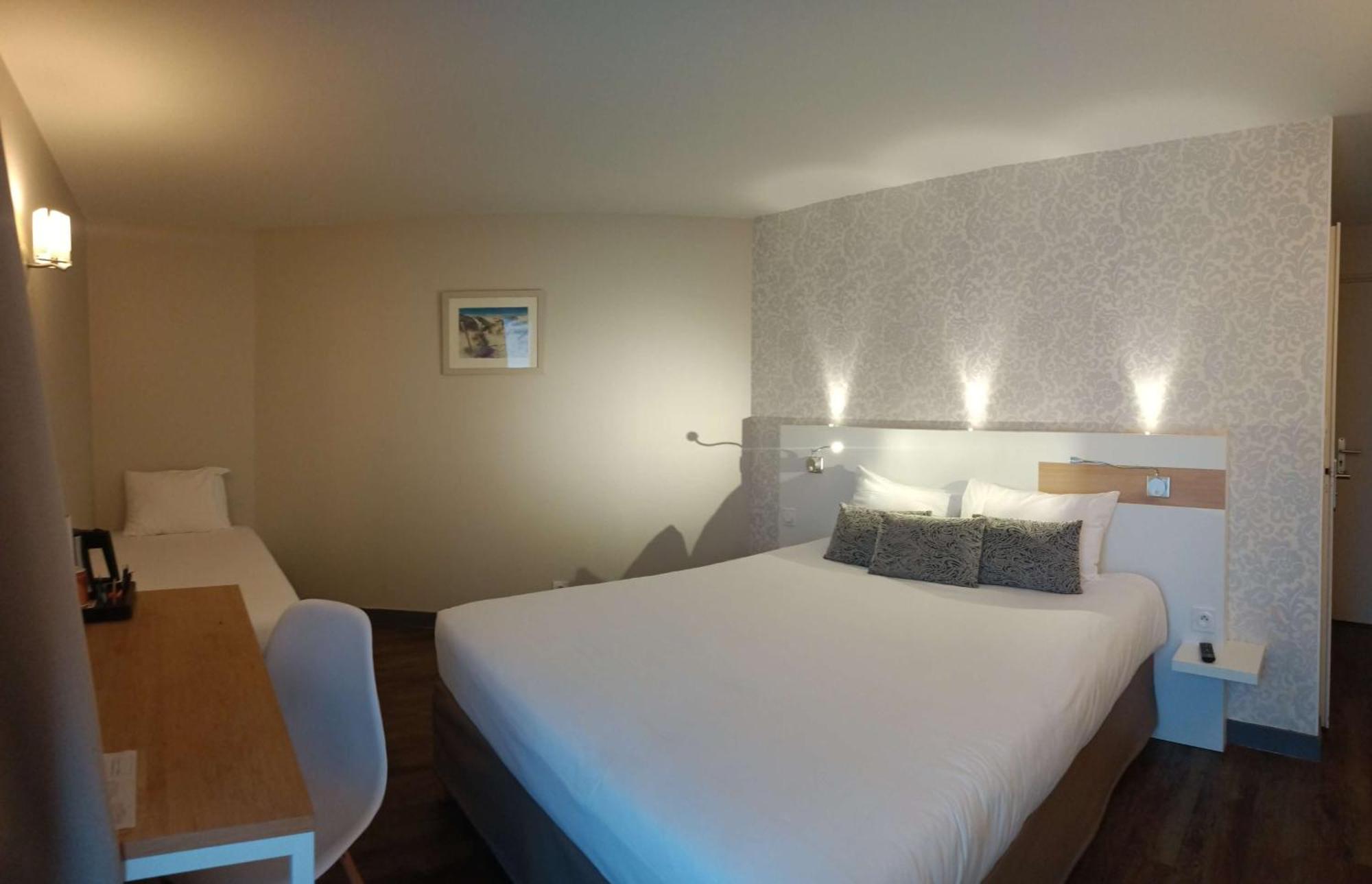 Brit Hotel Les Alizes Порник Экстерьер фото